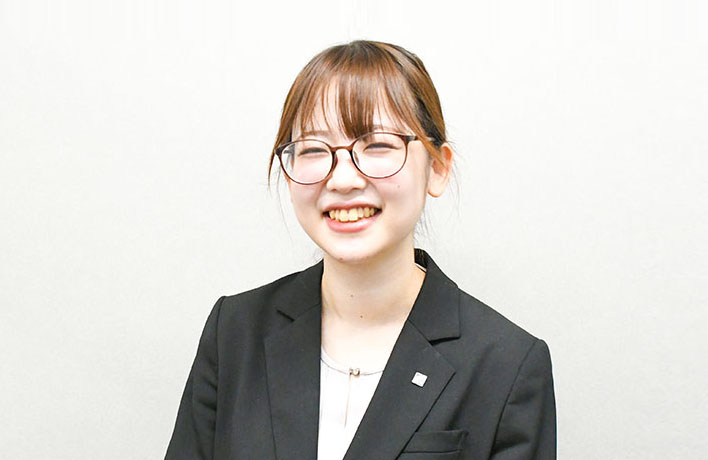 [大井町校] 矢萩 栞奈 2023年春入社